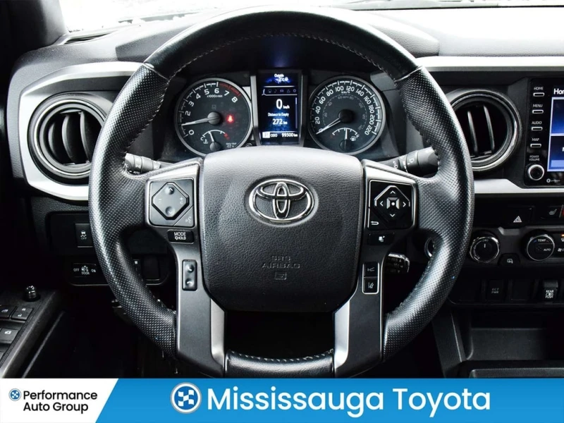 Toyota Tacoma * SR5 * CARFAX * БЕЗ ПЪРВОНАЧАЛНА ВНОСКА, снимка 17 - Автомобили и джипове - 53088474