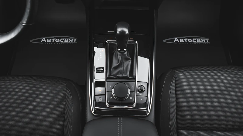 Mazda CX-30 2.0 Comfort PLUS SKYACTIV-G Automatic, снимка 15 - Автомобили и джипове - 53372446