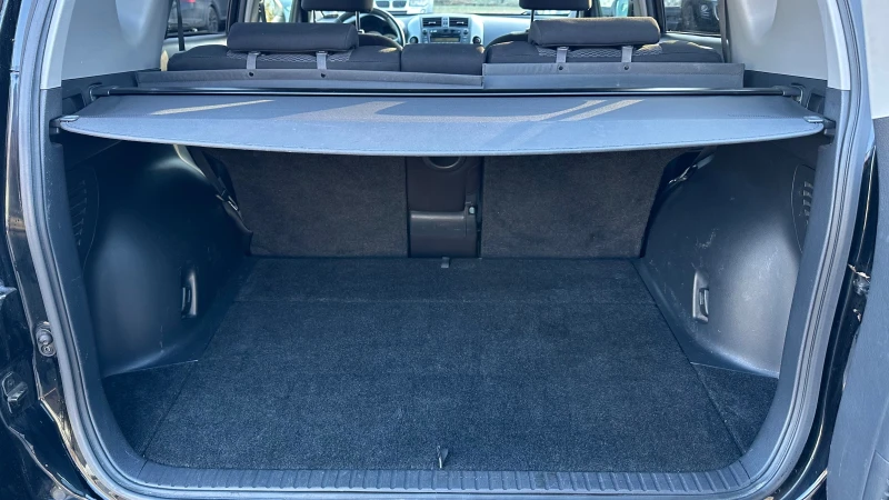 Toyota Rav4 2.2D-CAT Crossover, снимка 14 - Автомобили и джипове - 53463949