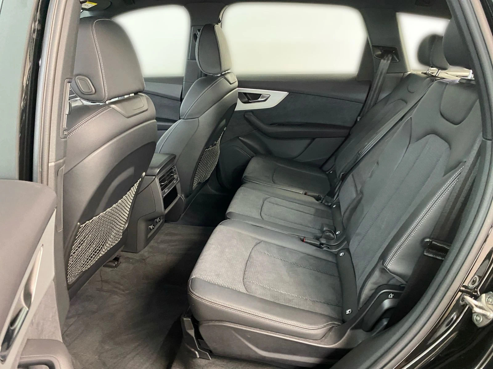 Audi Q7 55 TFSI quattro S Line/AHK/Matrix | Mobile.bg   11