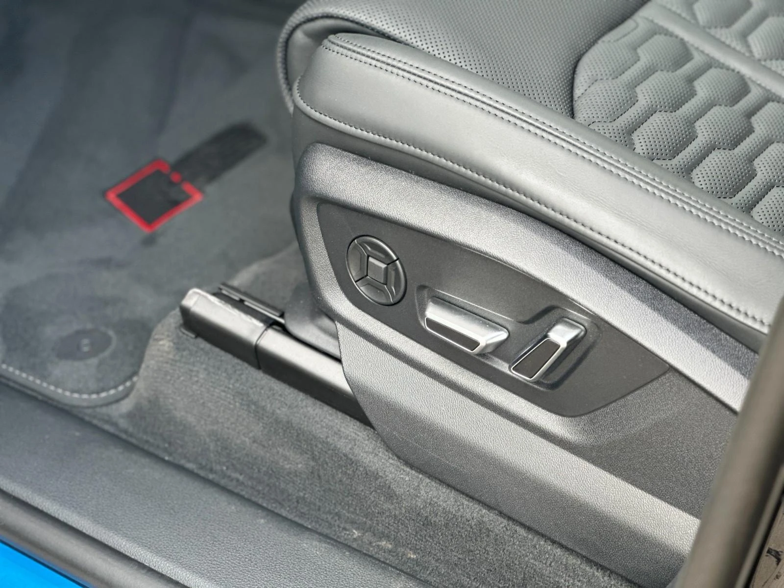 Audi RSQ8 PERFORMANCE/CERAMIC/CARBON/HEAD UP/B&O/MATRIX/PANO | Mobile.bg   11