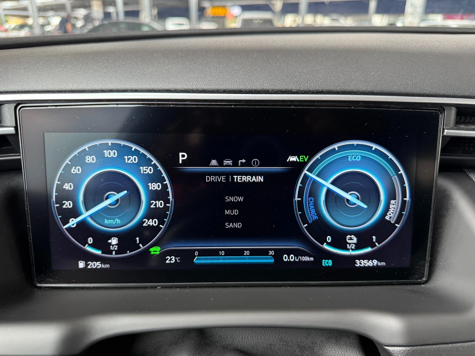 Hyundai Tucson Plug-in-Hybrid в ГАРАНЦИЯ - 265 к.с., 4x4, Панорам - изображение 10