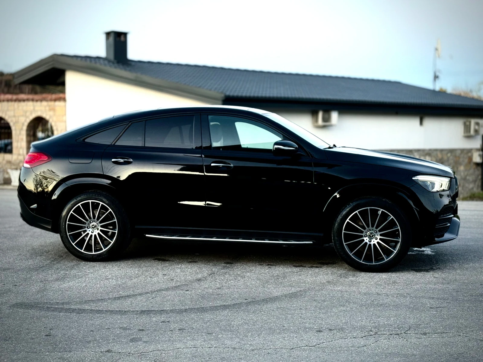 Mercedes-Benz GLE 350 DE* PLUG-IN HYBRID* 4MATIC* AMG-packet | Mobile.bg   5