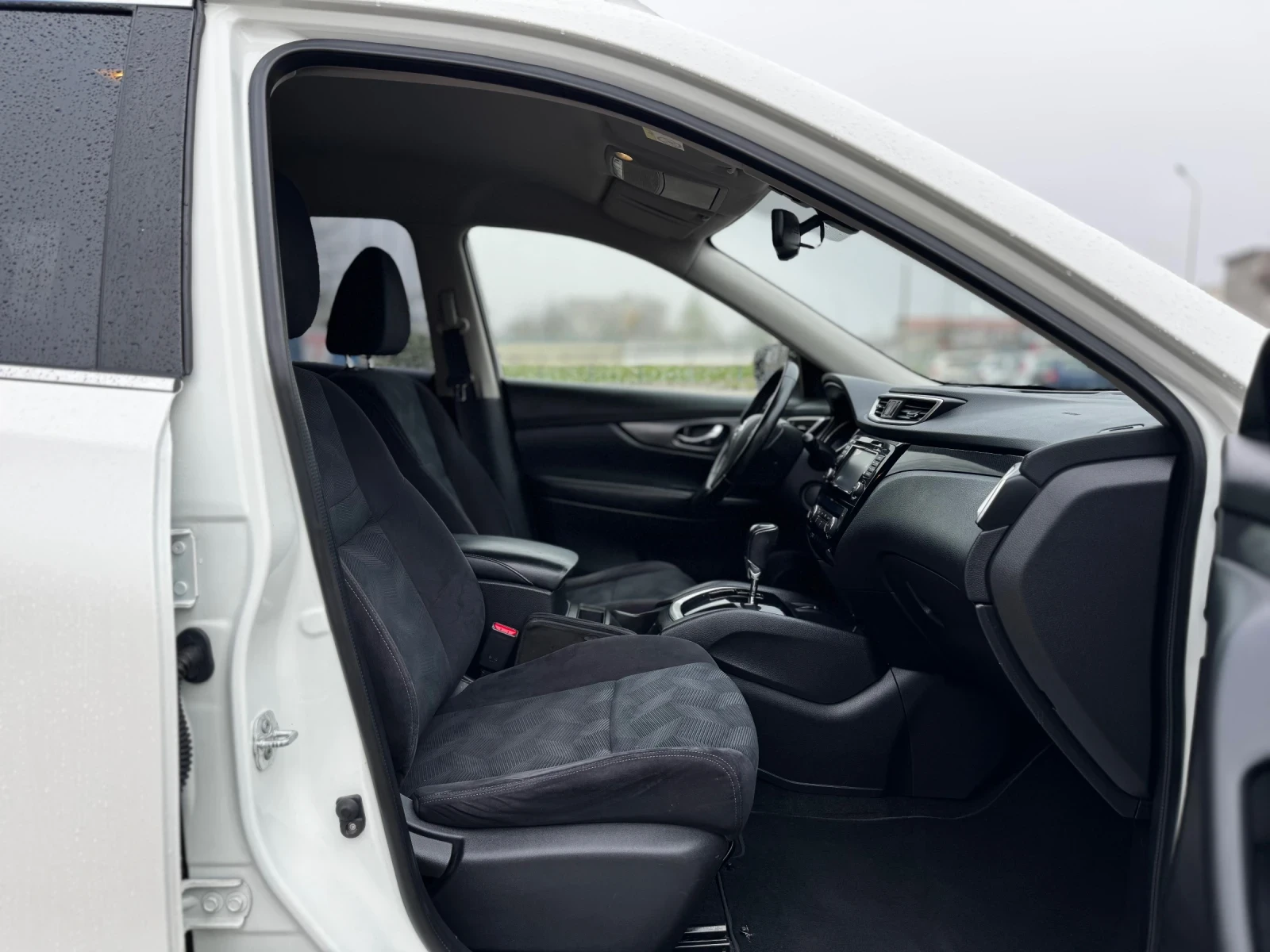 Nissan X-trail 1.6DCI/АВТОМАТ/KEYLESS - изображение 10