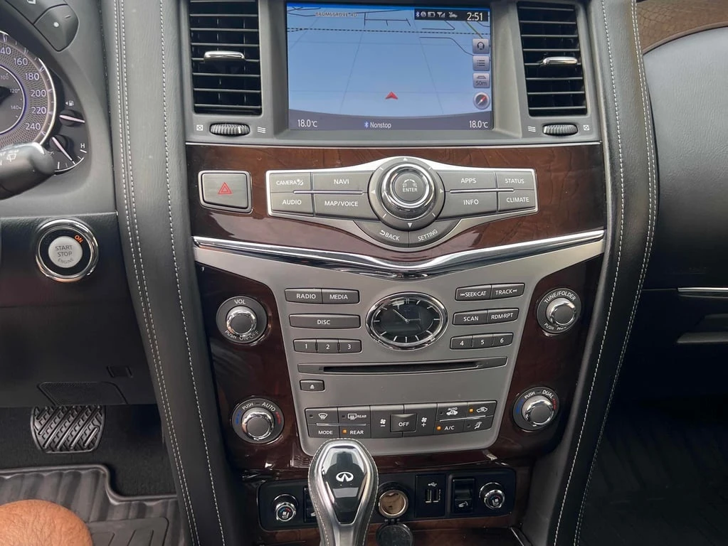 Infiniti QX80 * LUXE 8 Passenger * CARFAX *    | Mobile.bg   9