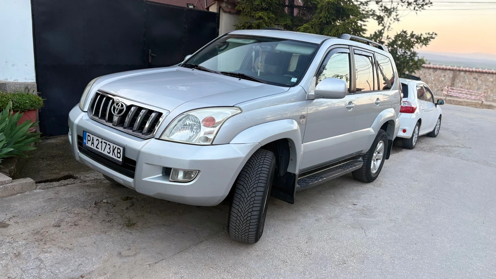 Toyota Land cruiser, снимка 2 - Автомобили и джипове - 54517851