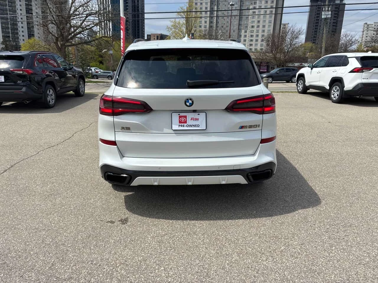 BMW X5 M50i/ПАНОРАМА/ДИСТРОНИК/360 КАМЕРИ, снимка 5 - Автомобили и джипове - 54488495
