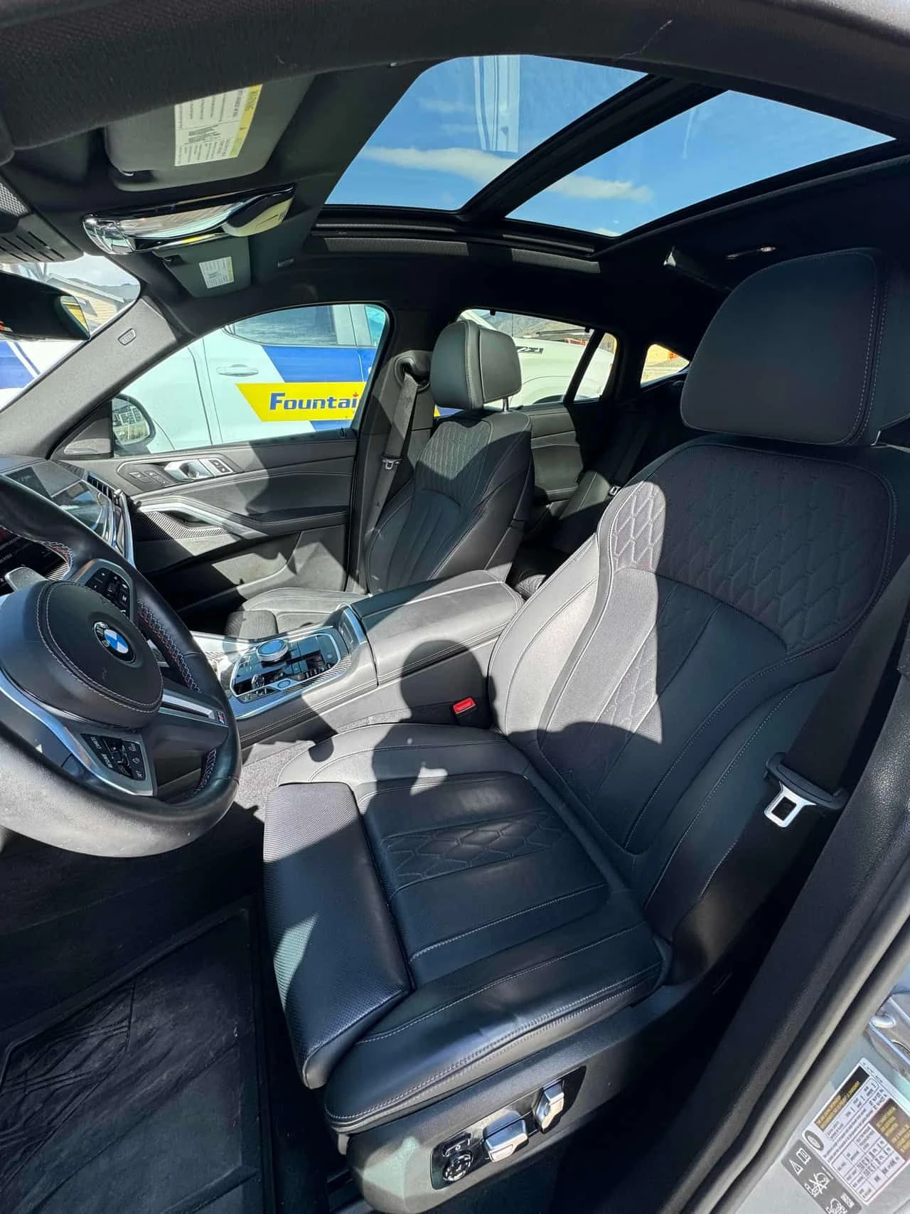 BMW X6 * M60i xDrive * АВТОКРЕДИТ БЕЗ ПЪРВОНАЧАЛНА ВНОСКА, снимка 9 - Автомобили и джипове - 54758033