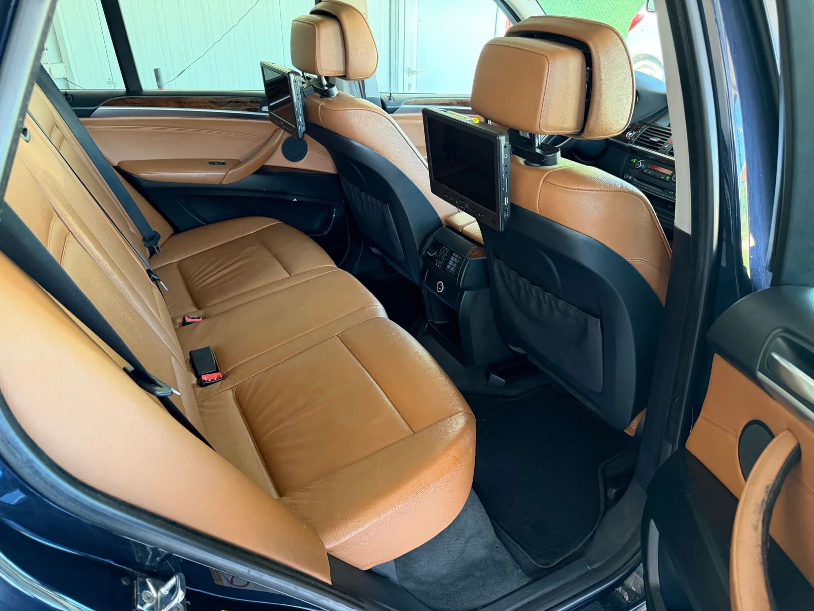 BMW X5 HEAD UP/ПАНОРАМА/20ки/СТЕПЕНКИ/KOЖА/ПОДГРЕВ/ТV, снимка 10 - Автомобили и джипове - 54790035