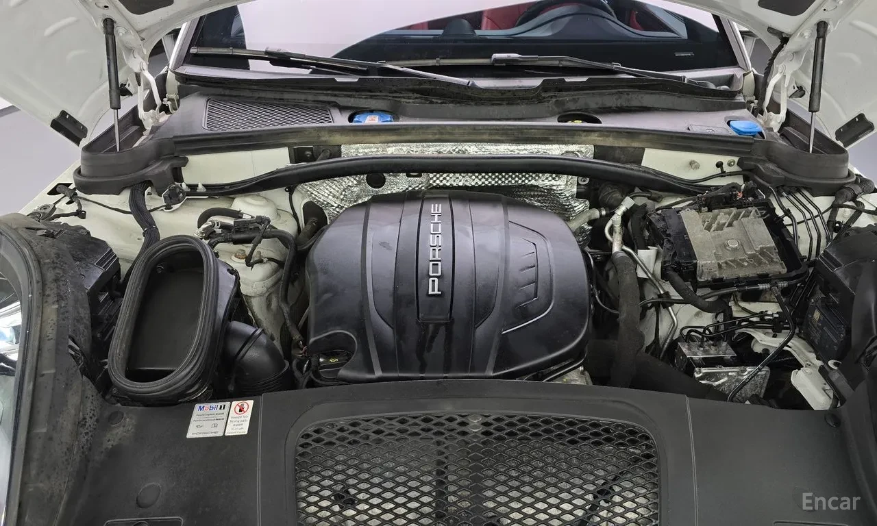 Porsche Macan, снимка 17 - Автомобили и джипове - 55472070