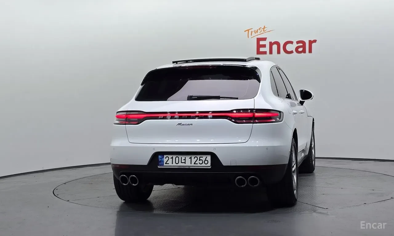 Porsche Macan, снимка 15 - Автомобили и джипове - 55472070