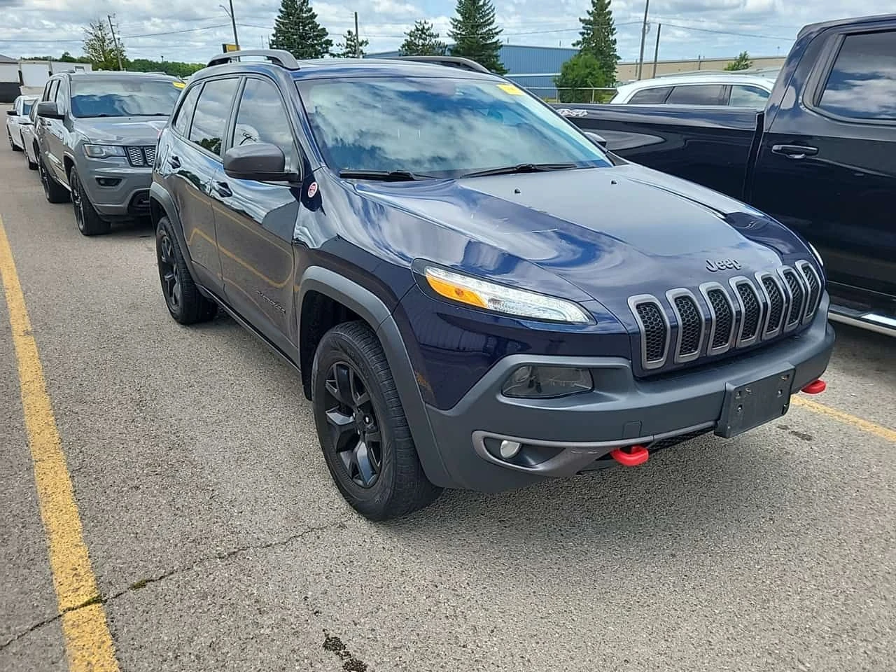 Jeep Cherokee * 4wd 4dr Trailhawk * CARFAX * ОПЦИЯ ЗА ФИНАНСИРАН, снимка 5 - Автомобили и джипове - 55510871