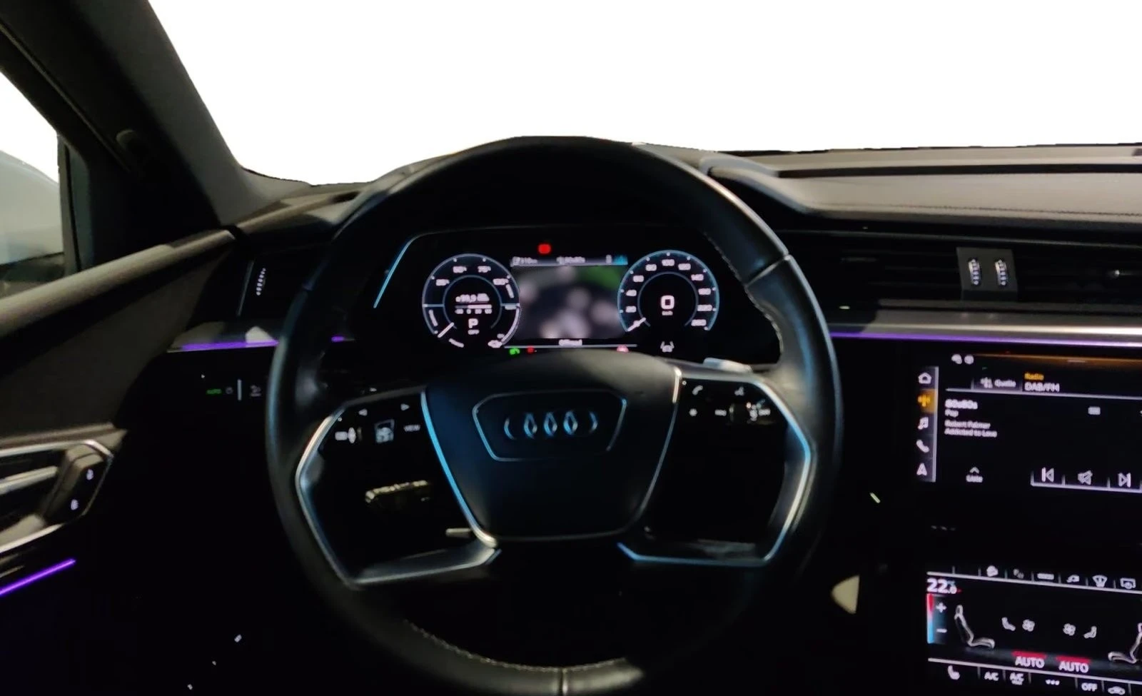 Audi Q8 E-TRON 50 / SPORTBACK/ B&O/ MATRIX/ 360/ HUD/ PANO, снимка 9 - Автомобили и джипове - 56085250