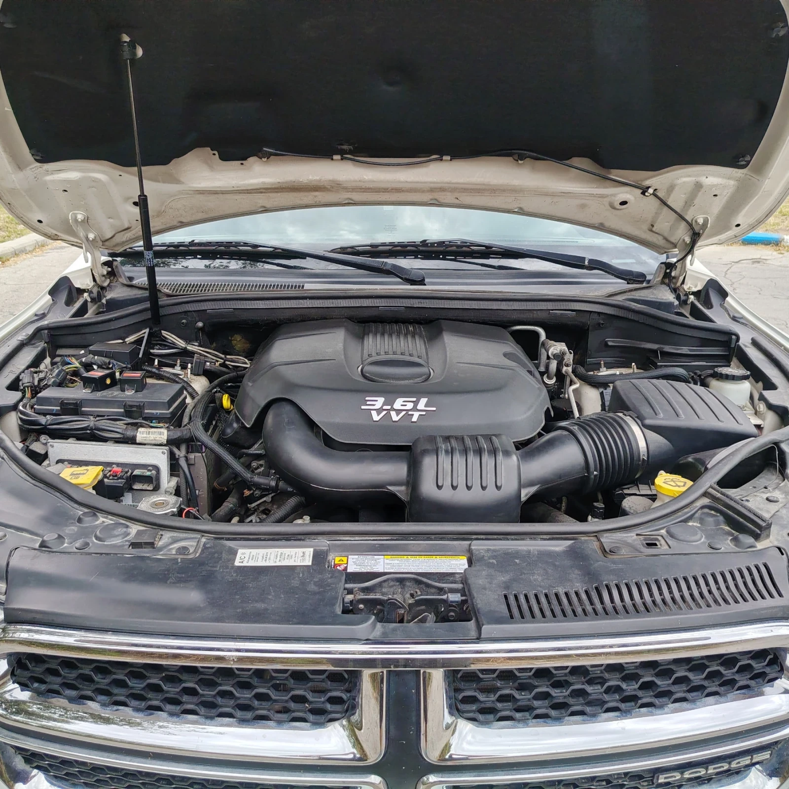 Dodge Durango 3.6 LPG, снимка 11 - Автомобили и джипове - 56300975