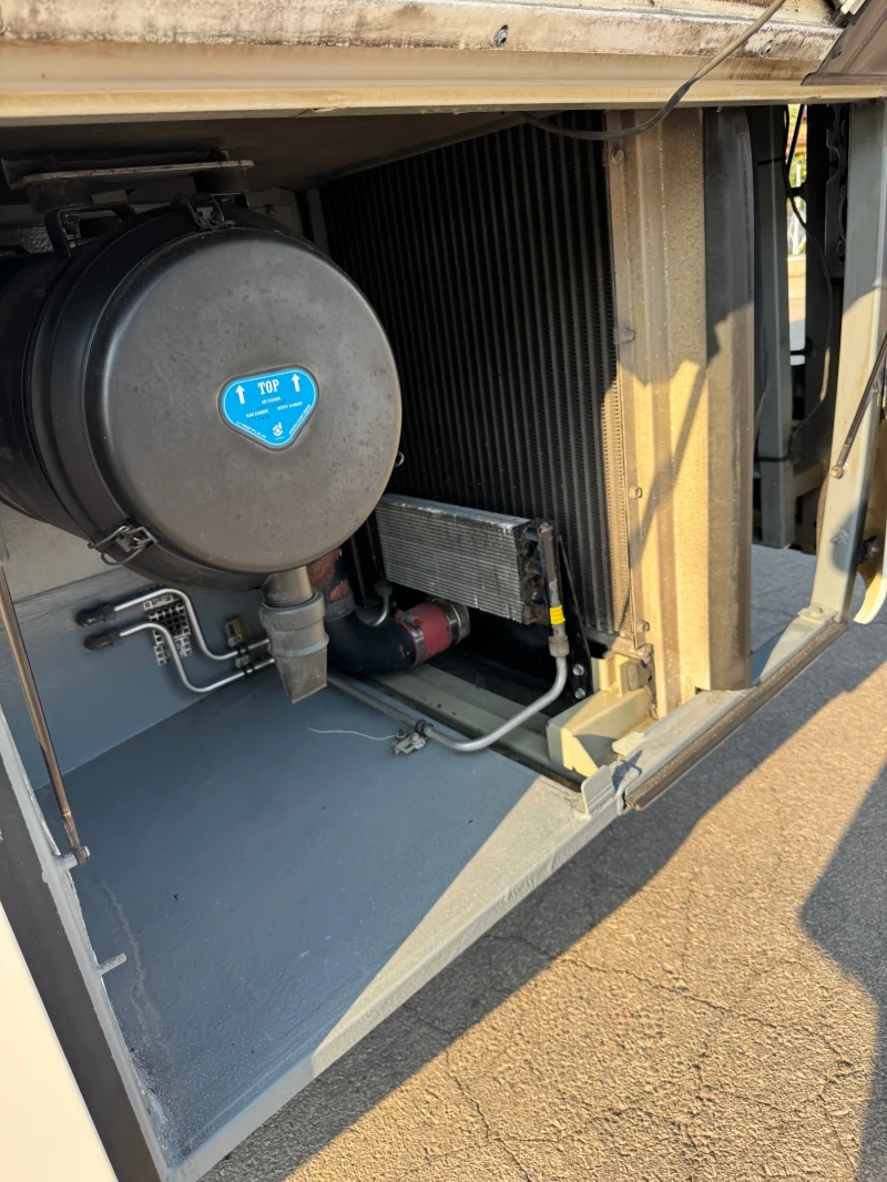 Mercedes-Benz Intouro Климатик, ръчни скорости 60+ 21места, снимка 14 - Бусове и автобуси - 51143126