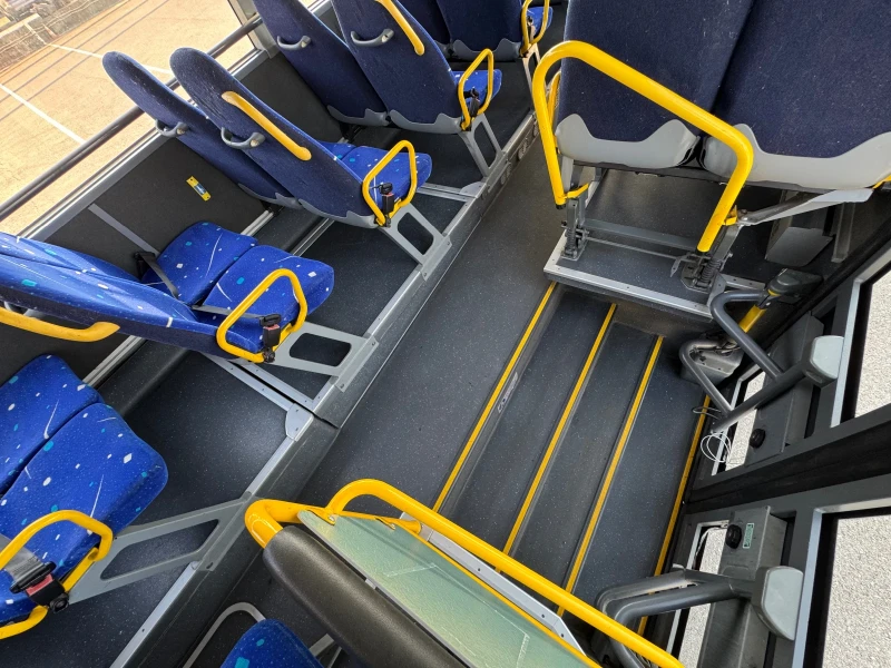 Mercedes-Benz Intouro Климатик, ръчни скорости 60+ 21места, снимка 10 - Бусове и автобуси - 51143126