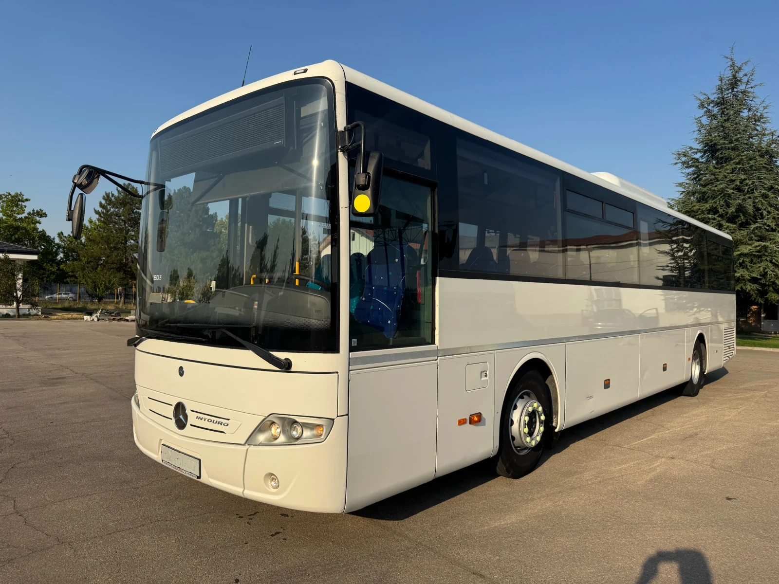 Mercedes-Benz Intouro Климатик, ръчни скорости 60+ 21места - изображение 2