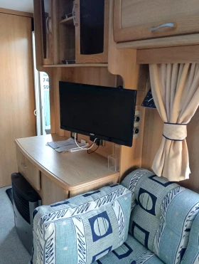 Каравана Chateau Lunar СОЛАР/МУВЪР/ФОРСЕЛ ДУШ КАБ./БОЙЛЕР, снимка 10