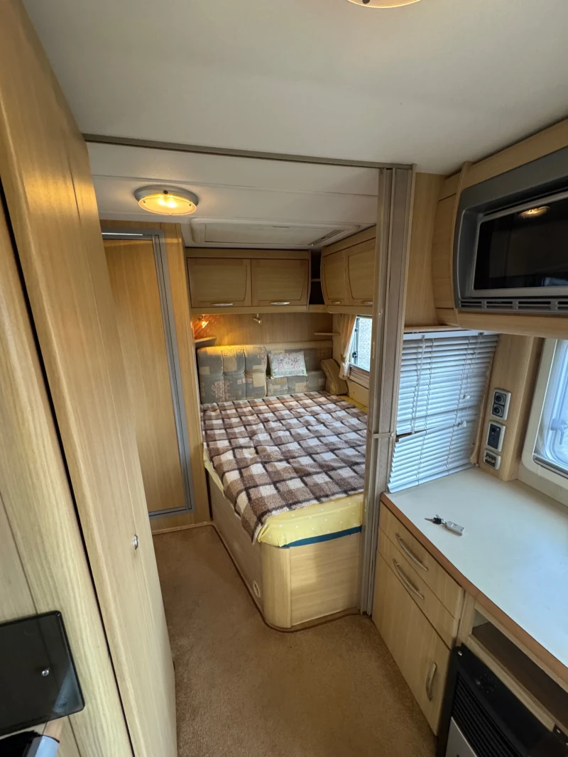 Каравана ABI ABBEY VOGUE GTS 418, снимка 7 - Каравани и кемпери - 53266292