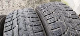 Гуми Зимни 215/65R16, снимка 3