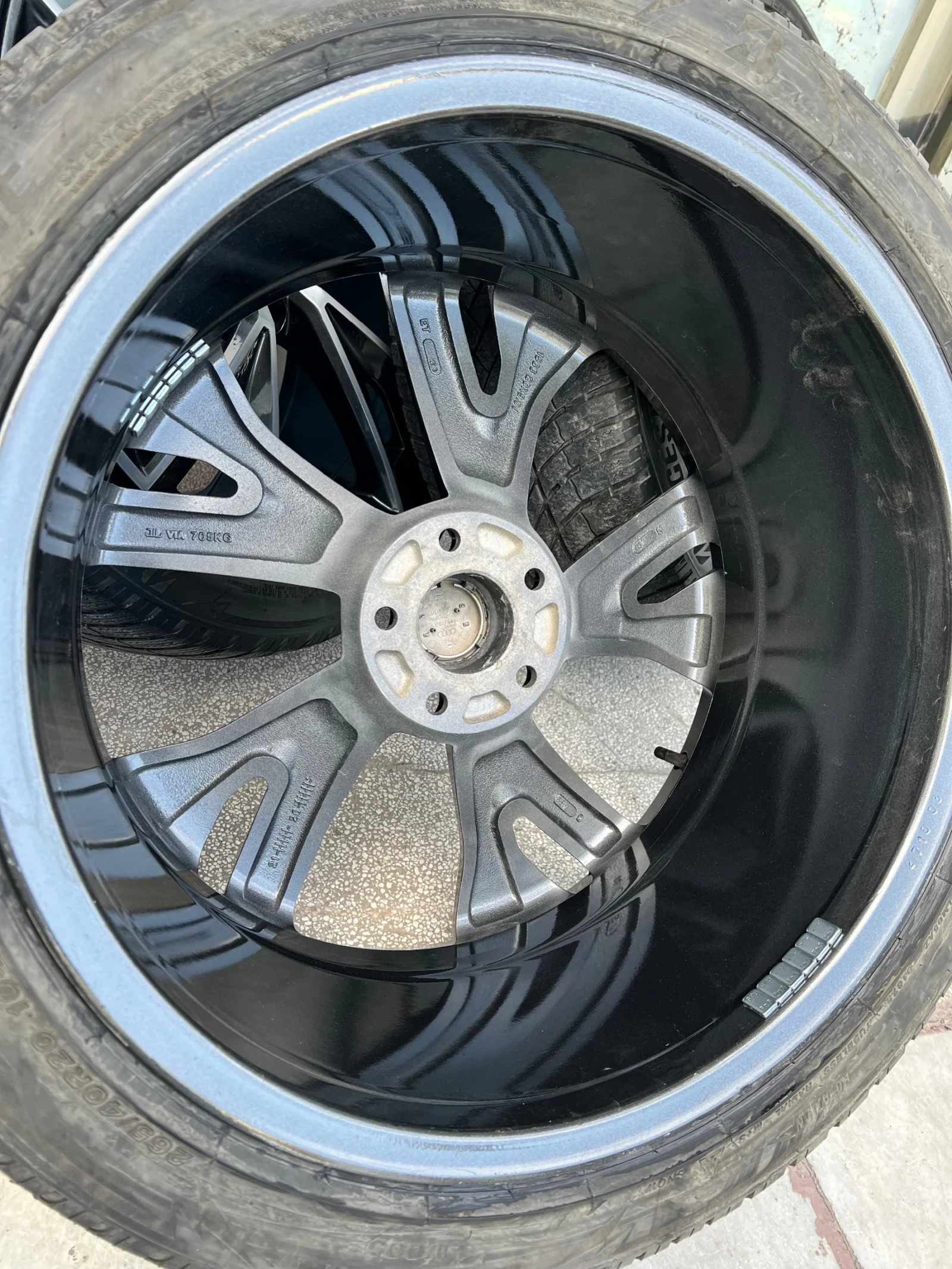    265/40R20  Audi A8 | Mobile.bg   9