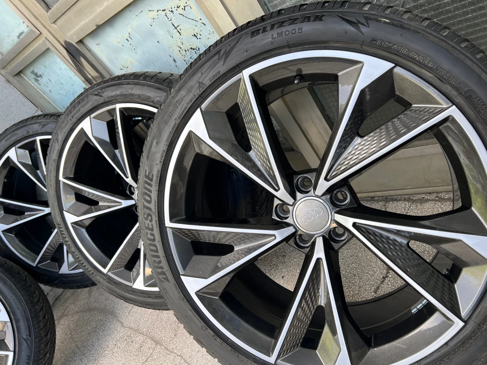    265/40R20  Audi A8 | Mobile.bg   2