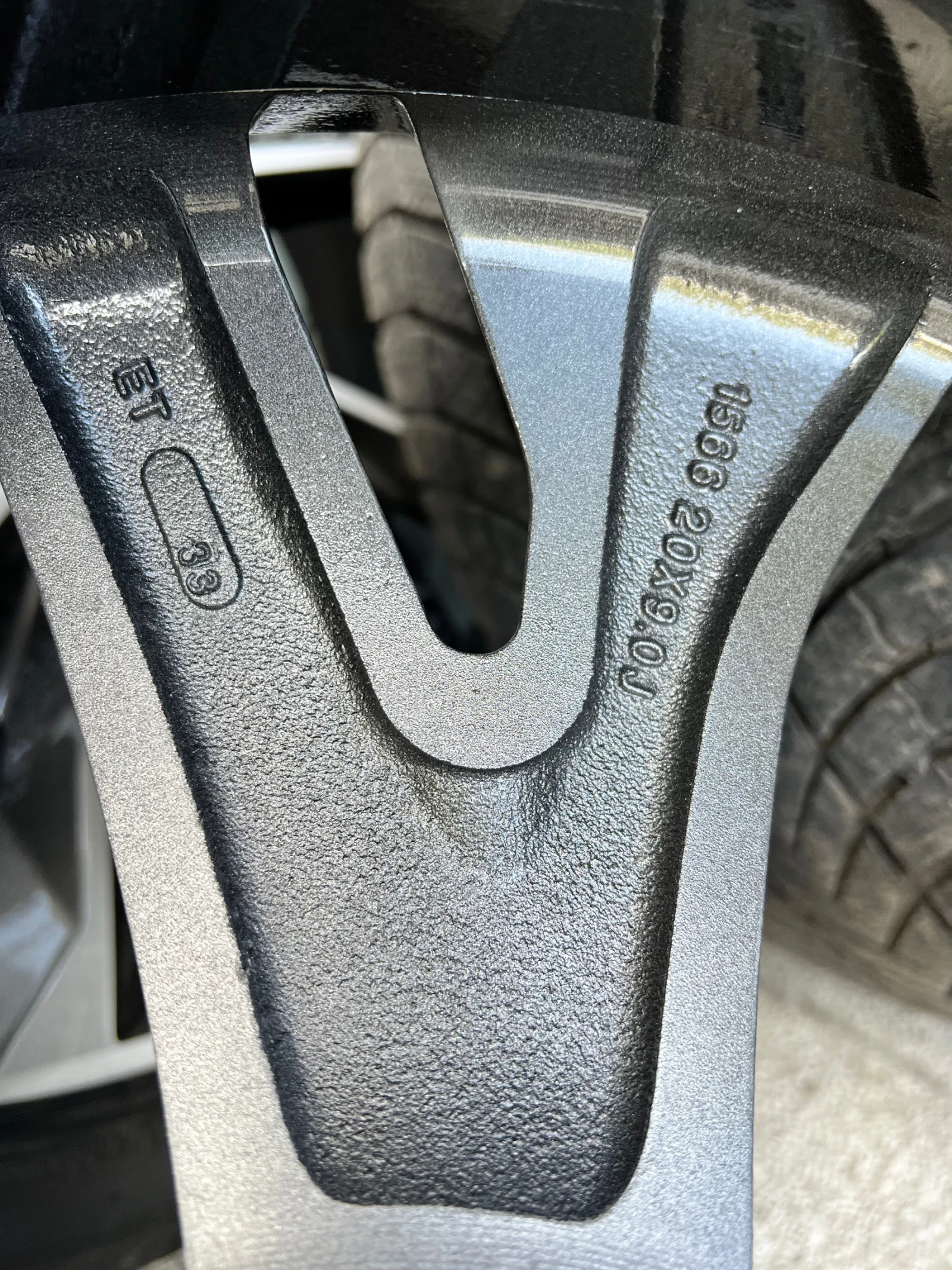    265/40R20  Audi A8 | Mobile.bg   8