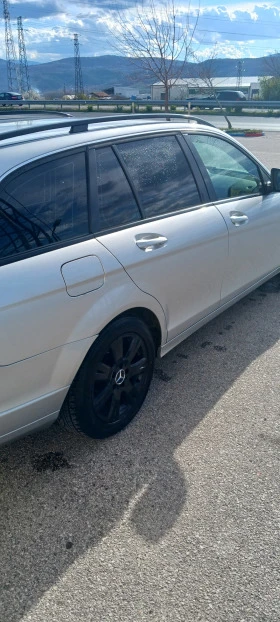 Mercedes-Benz C 200 136, снимка 4