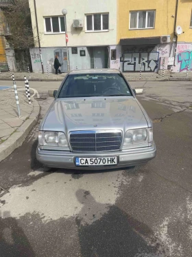 Mercedes-Benz E 200, снимка 2