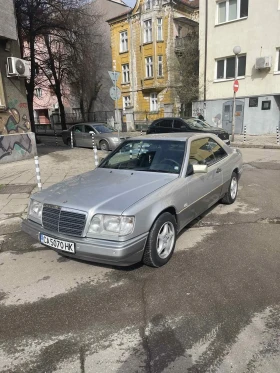 Mercedes-Benz E 200, снимка 1