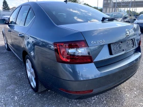 Skoda Octavia 2.0TDi 150к.с Седан DSG -УНИКАТ- - 23900 лв. - 26871023 3