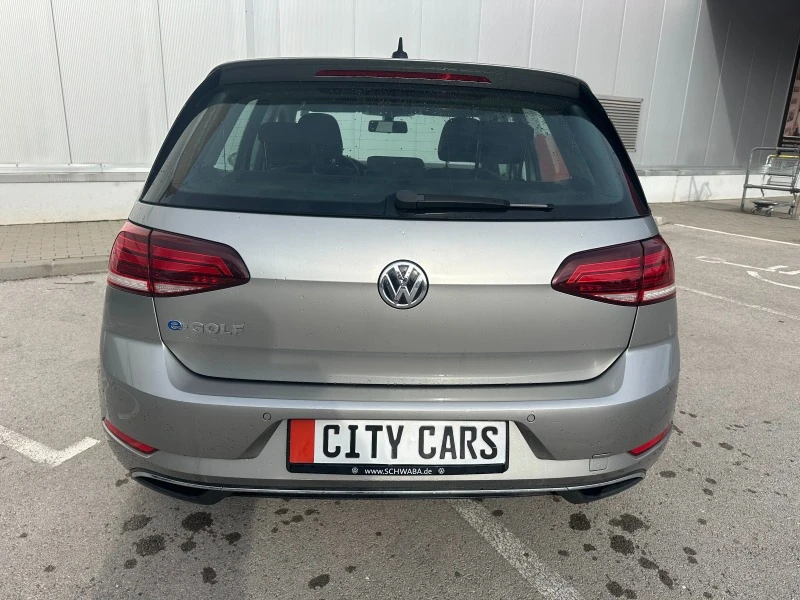 VW Golf 35.8 KWH, снимка 6 - Автомобили и джипове - 44156583