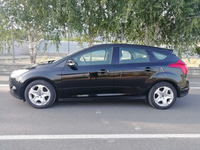 Ford Focus 1.6i Газ /LPG, снимка 2 - Автомобили и джипове - 46556441