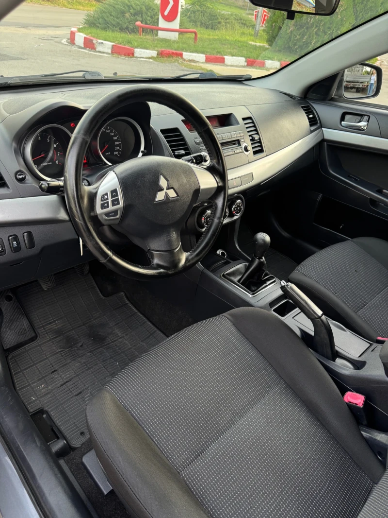 Mitsubishi Lancer 1.6i-117кс MIVEC* ТОП СЪСТОЯНИЕ* , снимка 9 - Автомобили и джипове - 47359522