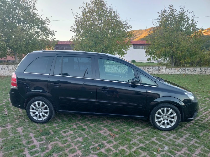 Opel Zafira 1.9CDTI * КЛИМАТРОНИК * FACELIFT * , снимка 7 - Автомобили и джипове - 47582672