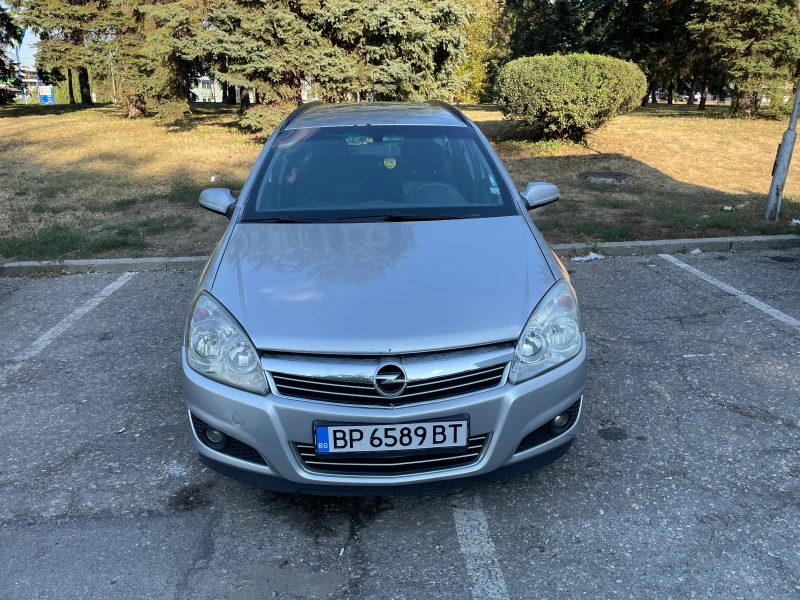 Opel Astra, снимка 2 - Автомобили и джипове - 48170205