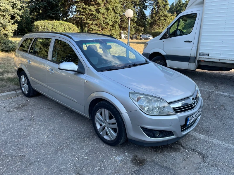 Opel Astra, снимка 1 - Автомобили и джипове - 48170205