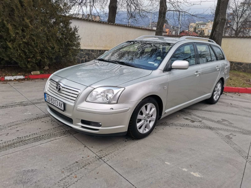 Toyota Avensis, снимка 4 - Автомобили и джипове - 48566012