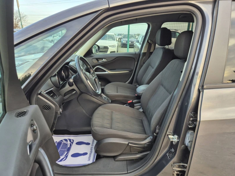 Opel Zafira Tourer 2.0CDTI 110кс, снимка 13 - Автомобили и джипове - 49383196