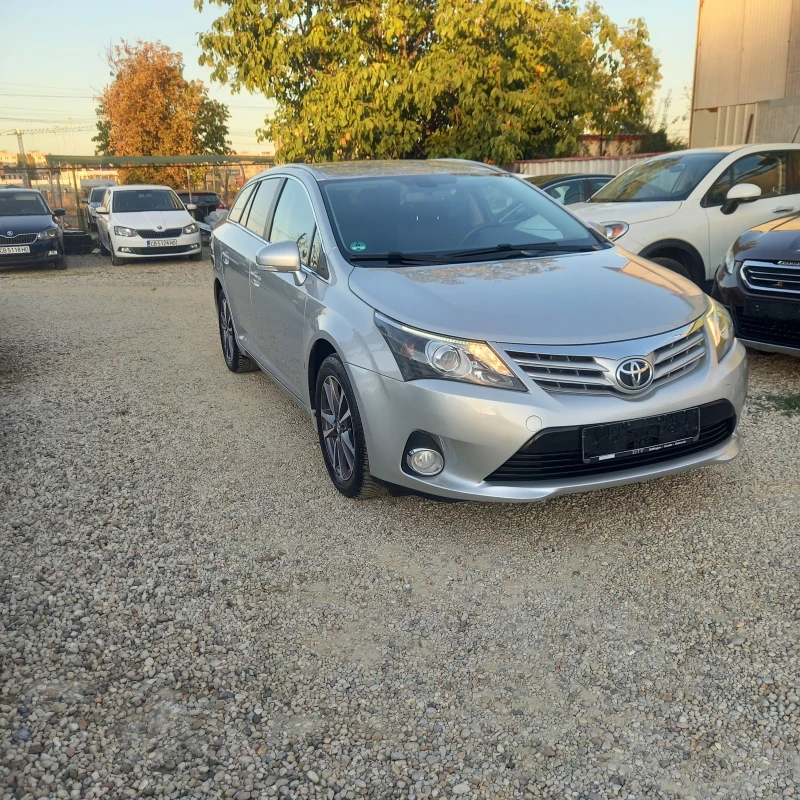 Toyota Avensis 2.2D4Dнавигация.камера., снимка 3 - Автомобили и джипове - 51816108