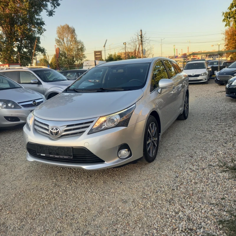 Toyota Avensis 2.2D4Dнавигация.камера.