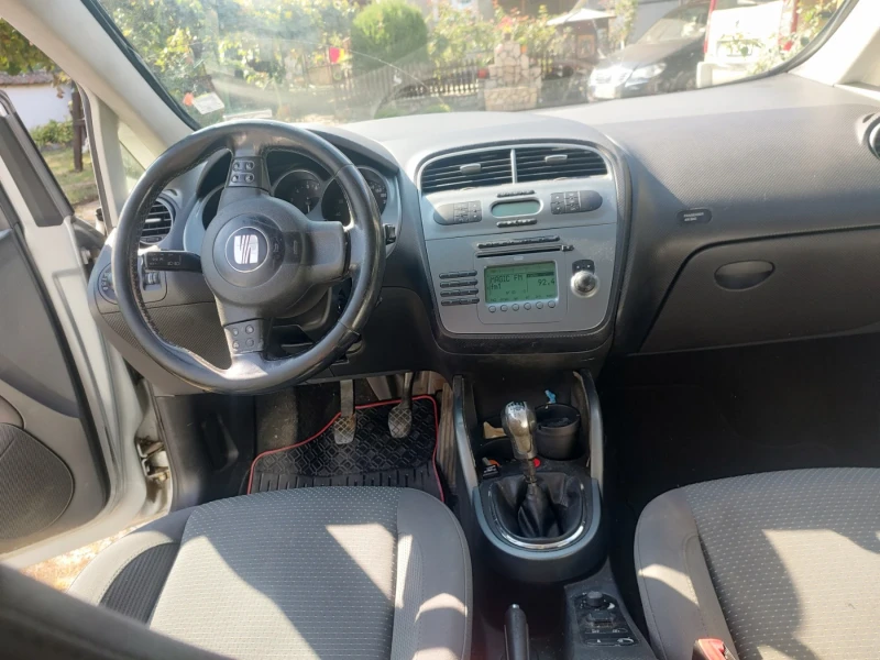 Seat Altea 1.6i. газ бензин, снимка 3 - Автомобили и джипове - 52705122