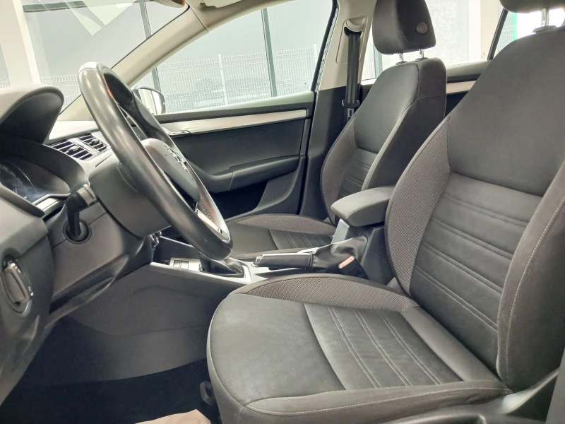 Skoda Octavia 2.0 TDi 150 k.c., снимка 5 - Автомобили и джипове - 53372194