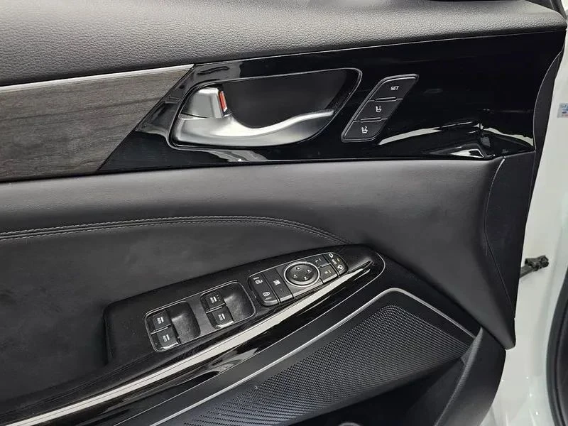 Kia K7, снимка 16 - Автомобили и джипове - 56687768