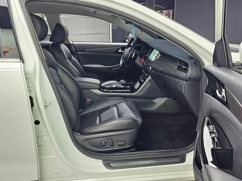 Kia K7, снимка 11 - Автомобили и джипове - 56687768