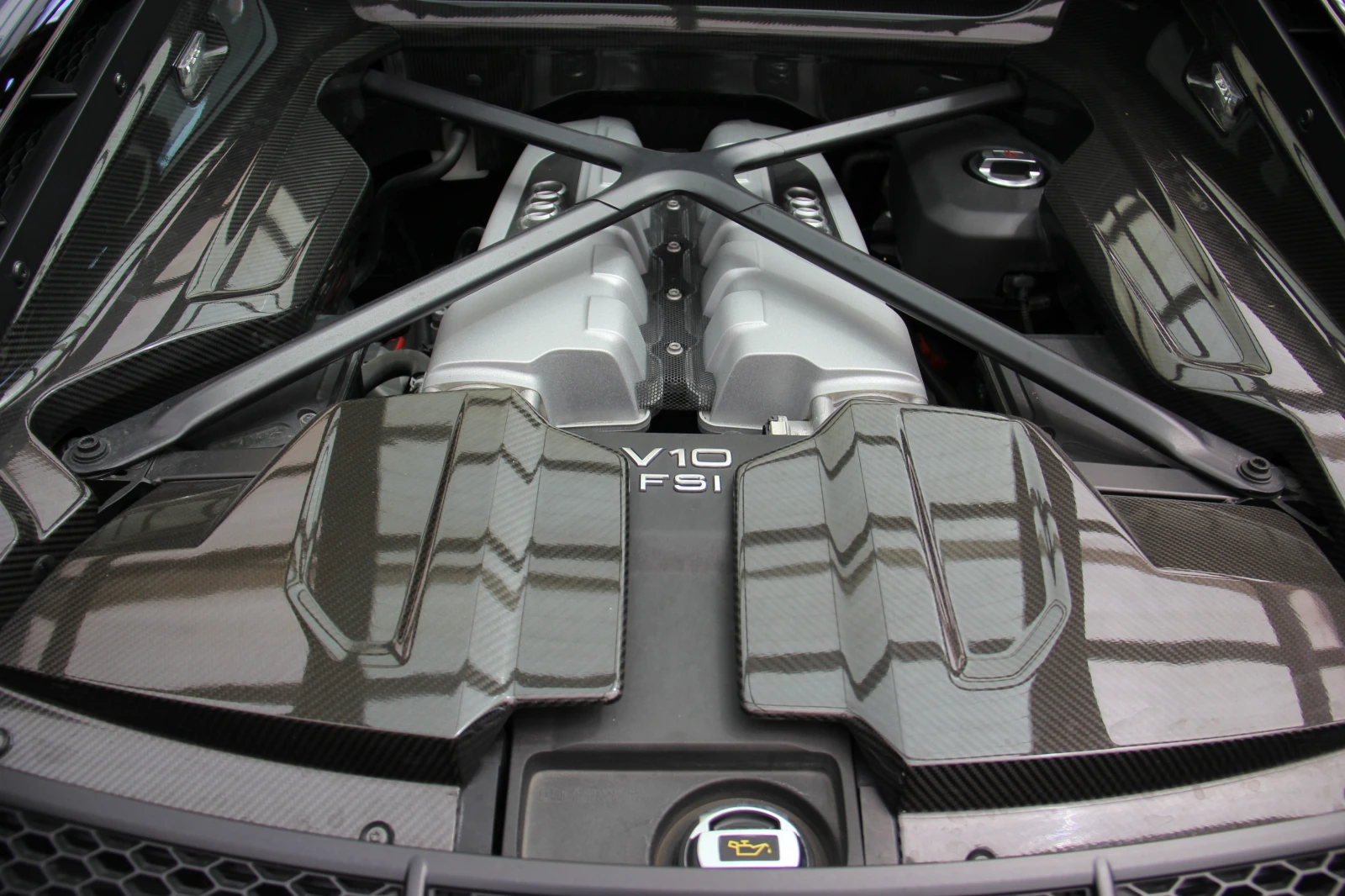 Audi R8 Perfomance/V10/Bang&Olufsen/Audi Keramik/Carbon | Mobile.bg   12