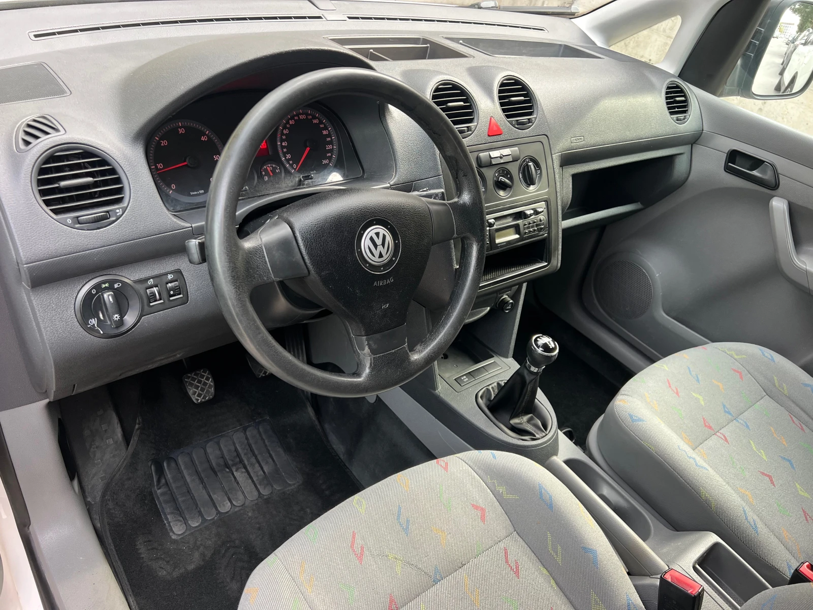 VW Caddy 1.9TDI MAXI/KLIMATIK/105кс/UNIKAT - изображение 10