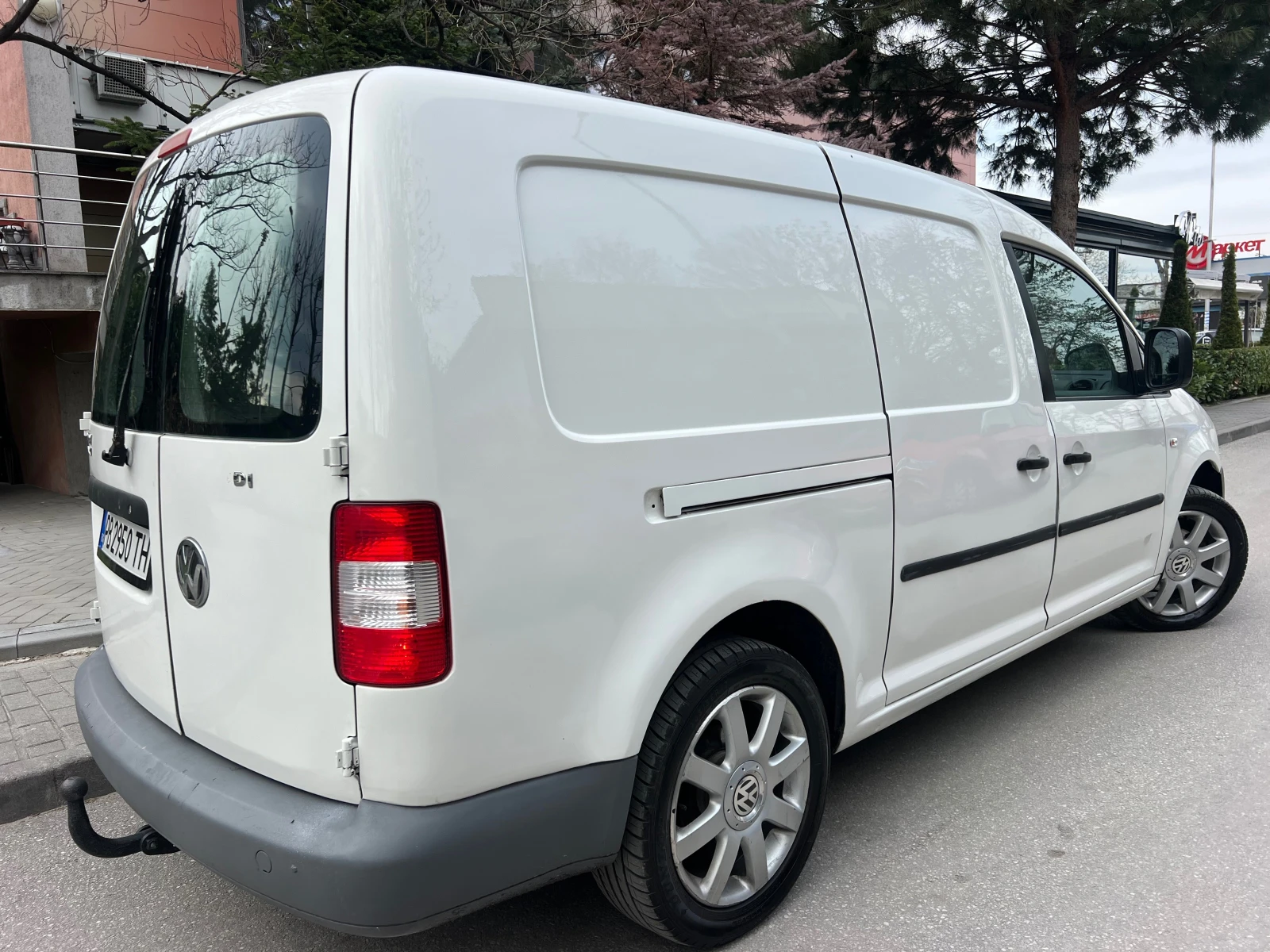 VW Caddy 1.9TDI MAXI/KLIMATIK/105кс/UNIKAT - изображение 7