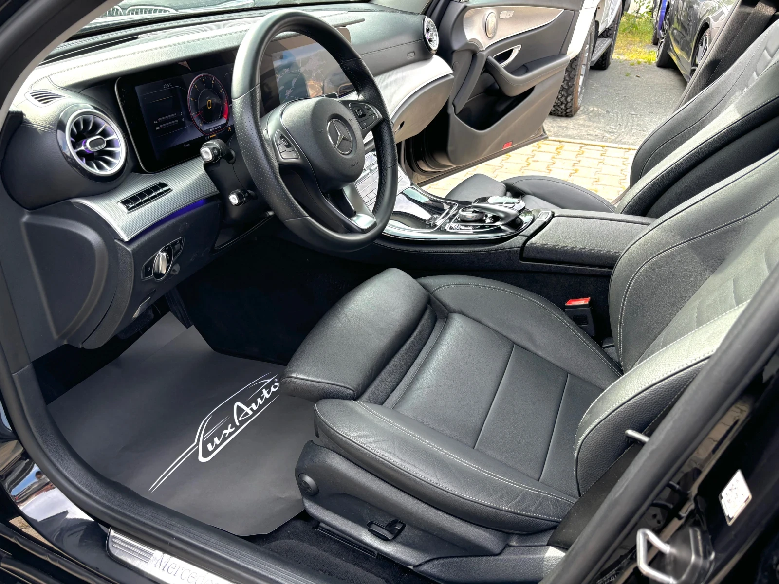 Mercedes-Benz E 220 FACELIFT#AMG#PANORAMA#BURM#360* CAM#HEAD UP - изображение 9