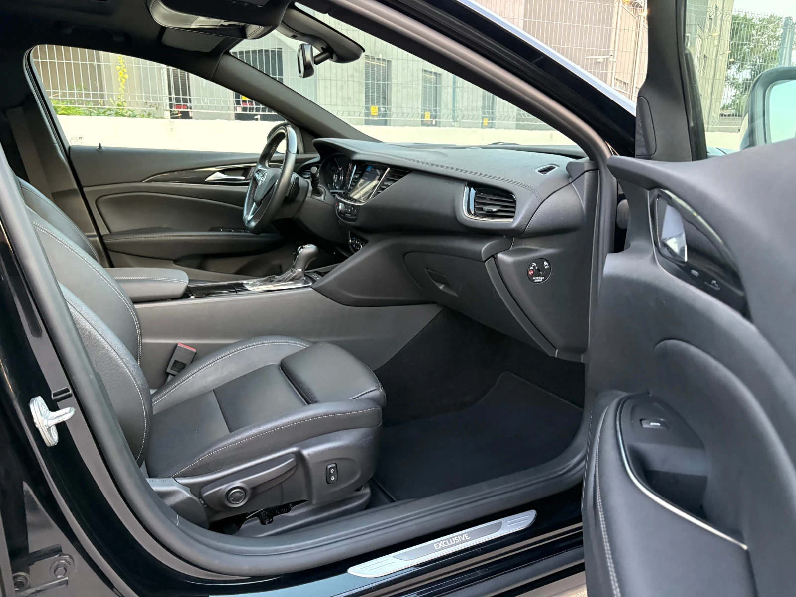 Opel Insignia Sport OPC Line Exclusive Black Full 68. ! | Mobile.bg   16